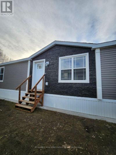 1308 Sunflower Pvt, House other with 2 bedrooms, 1 bathrooms and 2 parking in Ottawa ON | Image 2