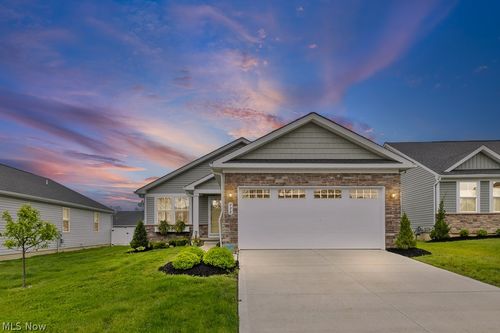 998 Sunrise Way, Akron, OH, 44312-4133 | Card Image