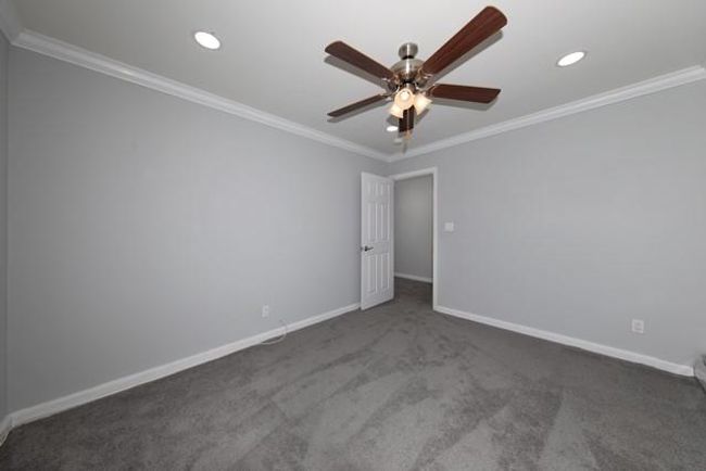 427F - 427 Main St, Condo with 2 bedrooms, 1 bathrooms and null parking in Northport NY | Image 7