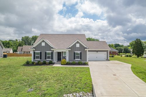 727 Larry Cir, Mount Pleasant, TN, 38474-3015 | Card Image