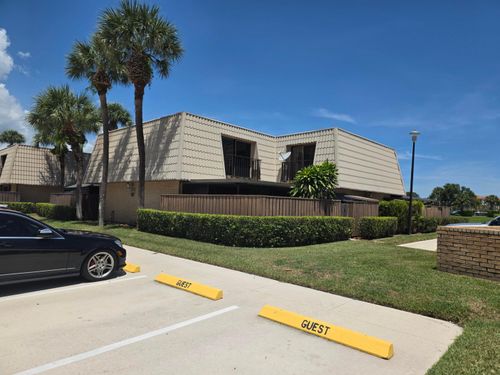 6507 65th Way, West Palm Beach, FL, 33409-7126 | Card Image