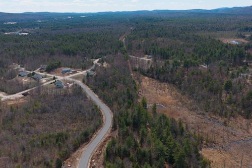 3 Wellington Ct, Ossipee, NH, 03864-7312 | Card Image