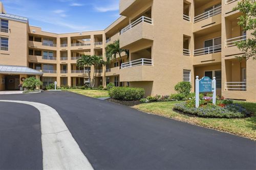 108-4440 Fairways Blvd, BRADENTON, FL, 34209-8023 | Card Image