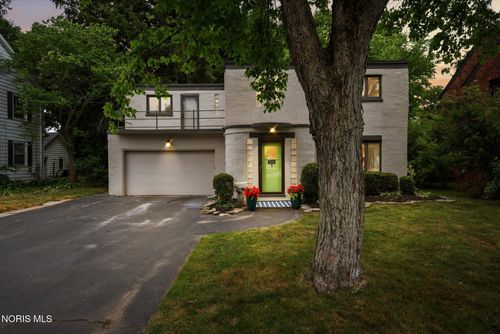 3336 Indian Rd, Ottawa Hills, OH, 43606-2418 | Card Image