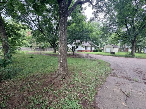 425B Second St, Henderson, TN, 38340 | Card Image