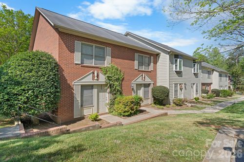 6-239 13th Avenue Place Nw, Hickory, NC, 28601 | Card Image