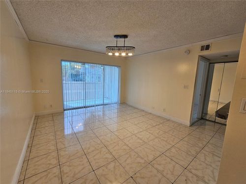 apt-126-5686 Rock Island Rd, Tamarac, FL, 33319-2870 | Card Image