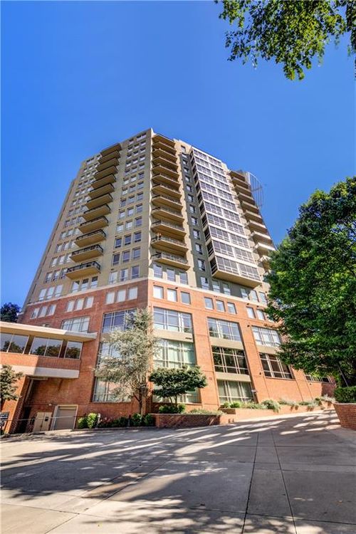 412-2626 Peachtree Rd Nw, Atlanta, GA, 30305-5618 | Card Image