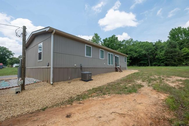 18877 County Road 15, House other with 3 bedrooms, 2 bathrooms and null parking in Tyler TX | Image 17