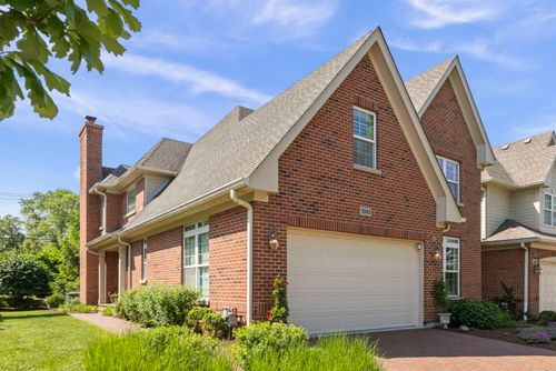 1045 Hickory Dr, Western Springs, IL, 60558-5001 | Card Image