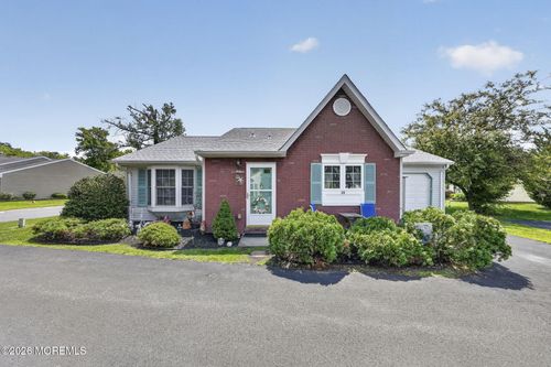 33 Carnaby Close, Freehold, NJ, 07728-3805 | Card Image