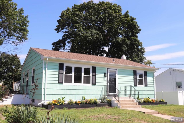 Eugene Ave, Somerset, NJ 08873