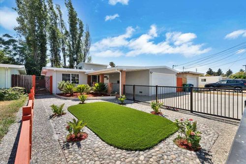 28315 Rochelle Ave, Hayward, CA, 94544-5449 | Card Image