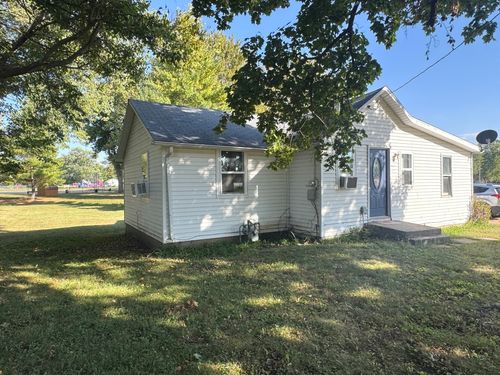 133 East Ave, AMBOY, IL, 61310-1303 | Card Image