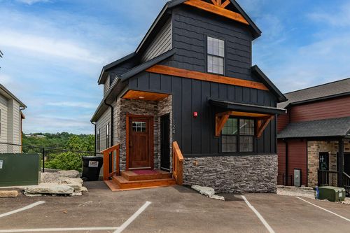 124 David Shawn Dr, Branson, MO, 65616-7641 | Card Image