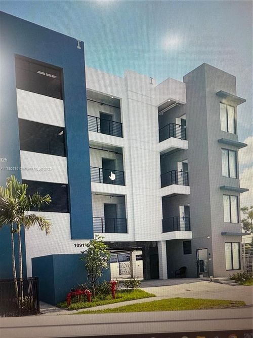 apt-204-1091 E 17th St, Hialeah, FL, 33010-3362 | Card Image