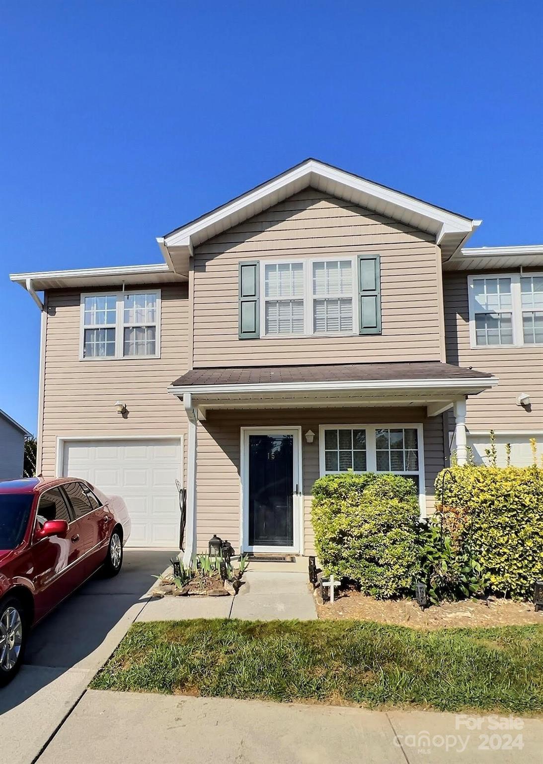 Farington Cir, Fletcher, NC 28732