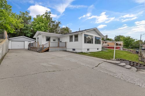836 7th St, Havre, MT, 59501-4123 | Card Image