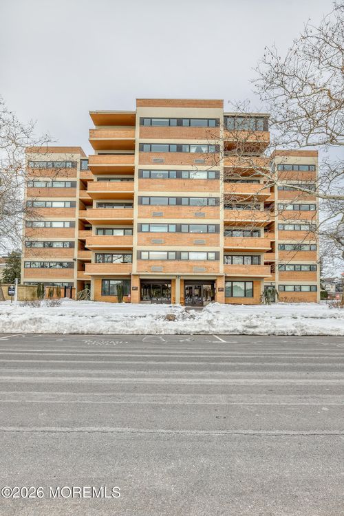 4c-321 Sunset Ave, Asbury Park, NJ, 07712-5554 | Card Image