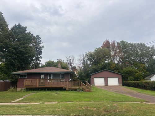 124 Poplar St, Ironwood, MI, 49938-2608 | Card Image