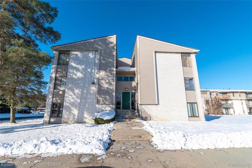 unit-109-31993 W 12 Mile Rd, Farmington Hills, MI, 48334-3632 | Card Image