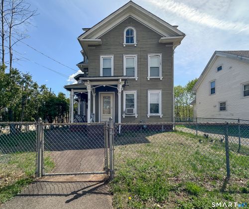 34 Queen St, Meriden, CT, 06451-5413 | Card Image