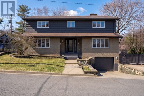 24 Parmbelle Lane, Halifax, NS, B3M1N3 | Card Image
