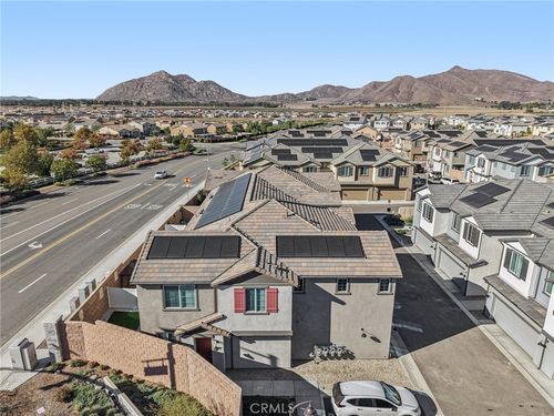 32567 Manhattan Ave, Winchester, CA, 92596-8076 | Card Image