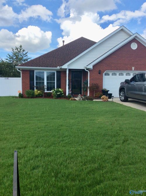 1406 Goldridge Dr Sw, Decatur, AL, 35603-2416 | Card Image