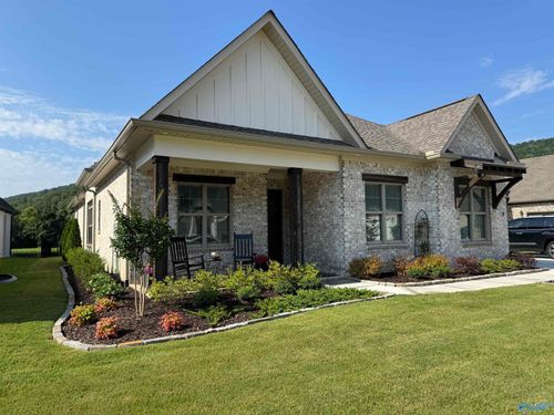 10 Havenstone Way, Gurley, AL, 35748-1401 | Card Image