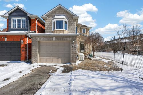 41 Herrema Blvd, Uxbridge, ON, L9P1W6 | Card Image