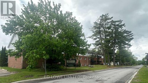 105 Winewood Ave W, Gravenhurst, ON, P1P1R9 | Card Image