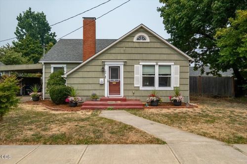 152 Clay St E, Monmouth, OR, 97361-2218 | Card Image