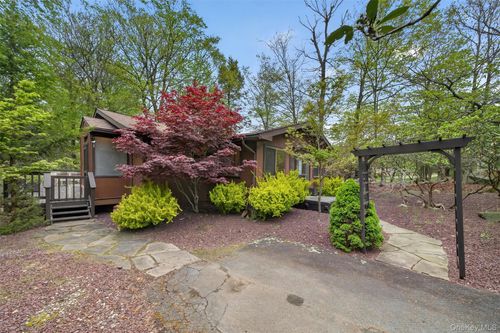 74 N Emerald Dr, Rock Hill, NY, 12775-6019 | Card Image