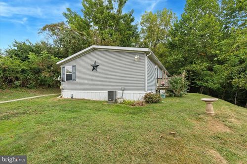 950 Sugars Bridge Rd, WEST CHESTER, PA, 19380-1659 | Card Image