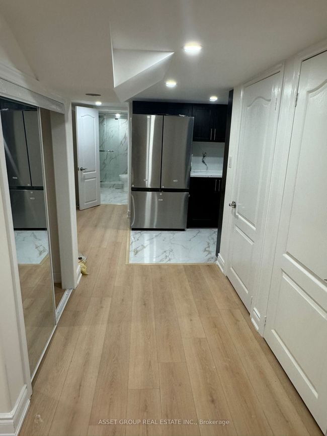 BSMNT - 39 Royal Links Cir, House other with 2 bedrooms, 2 bathrooms and 2 parking in Brampton ON | Image 17