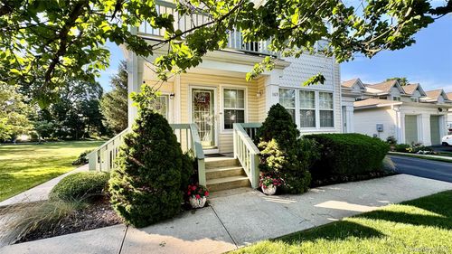169 Captains Way, Brookhaven, NY, 11776 | Card Image