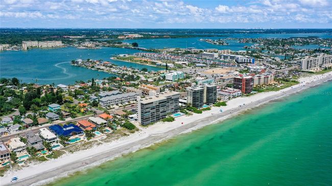 APT-501 - 15462 Gulf Blvd, Condo with 2 bedrooms, 2 bathrooms and null parking in MADEIRA BEACH FL | Image 7