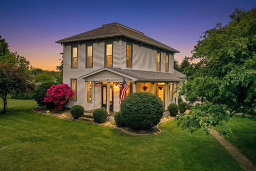 117 E Columbus St, Thornville, OH, 43076-8731 | Card Image