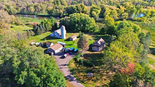 4250 35th St Sw, Waverly, MN, 55390-5523 | Card Image