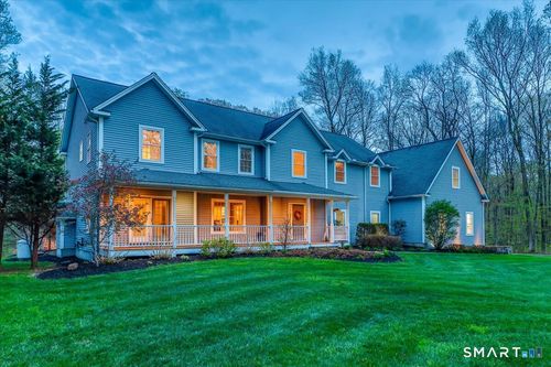 80 Washington Ridge Road, New Milford, CT, 06776 | Card Image