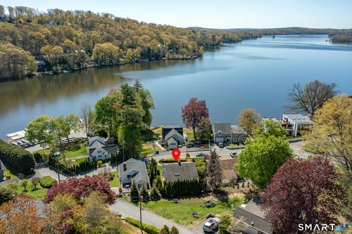 38 Lakeshore N, New Fairfield, CT, 06812-3524 | Card Image