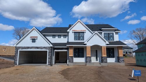 1867 Royal Blvd, Lake Elmo, MN, 55042-5522 | Card Image