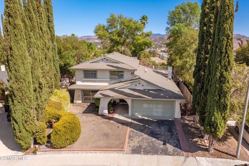 29315 Tree Hollow Gln, Agoura Hills, CA, 91301-1553 | Card Image