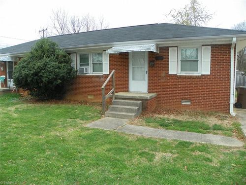 3402 Wichita Pl, Greensboro, NC, 27405-3558 | Card Image