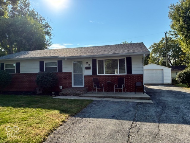Residential Lease in Greenwood