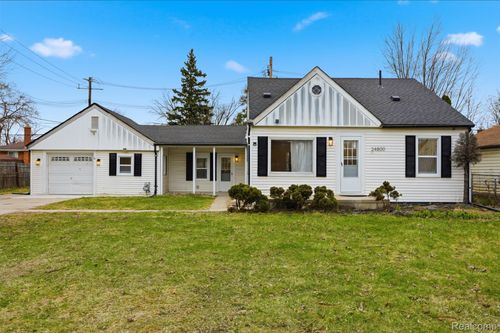 24800 Ann Arbor Trl, Dearborn Heights, MI, 48127-1778 | Card Image