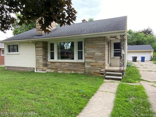 9636 Centralia, Redford, MI, 48239-2123 | Card Image