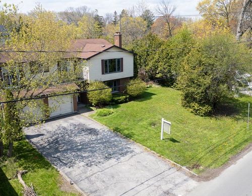 upper-62 3rd Line, Oakville, ON, L6L3Z5 | Card Image