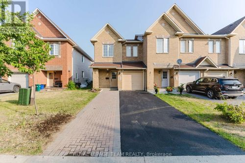 11 Villandry St, Nepean, ON, K2G6X7 | Card Image